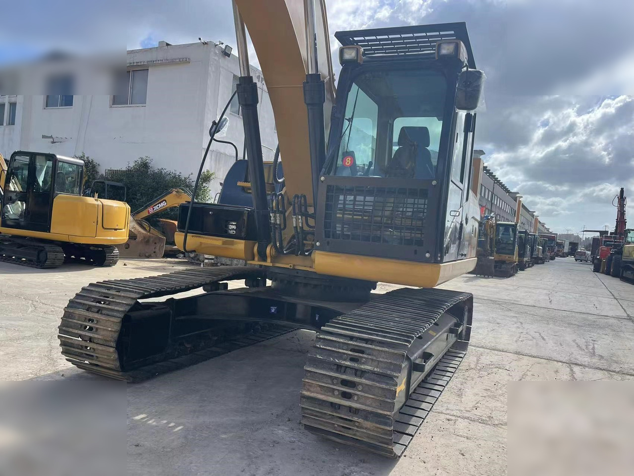 CATERPILLAR 320D - Гусеничный экскаватор: фото 4 CATERPILLAR 320D - Гусеничный экскаватор: фото 4