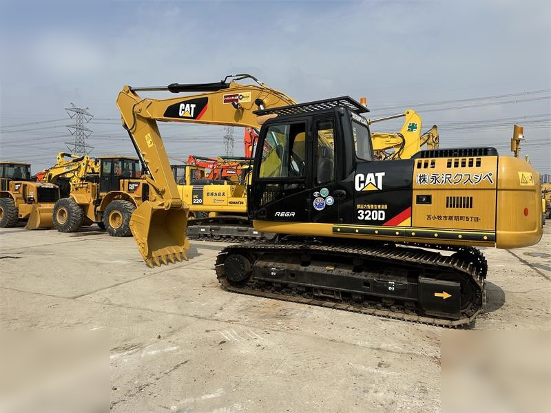 CATERPILLAR 320D - Гусеничный экскаватор: фото 1 CATERPILLAR 320D - Гусеничный экскаватор: фото 1