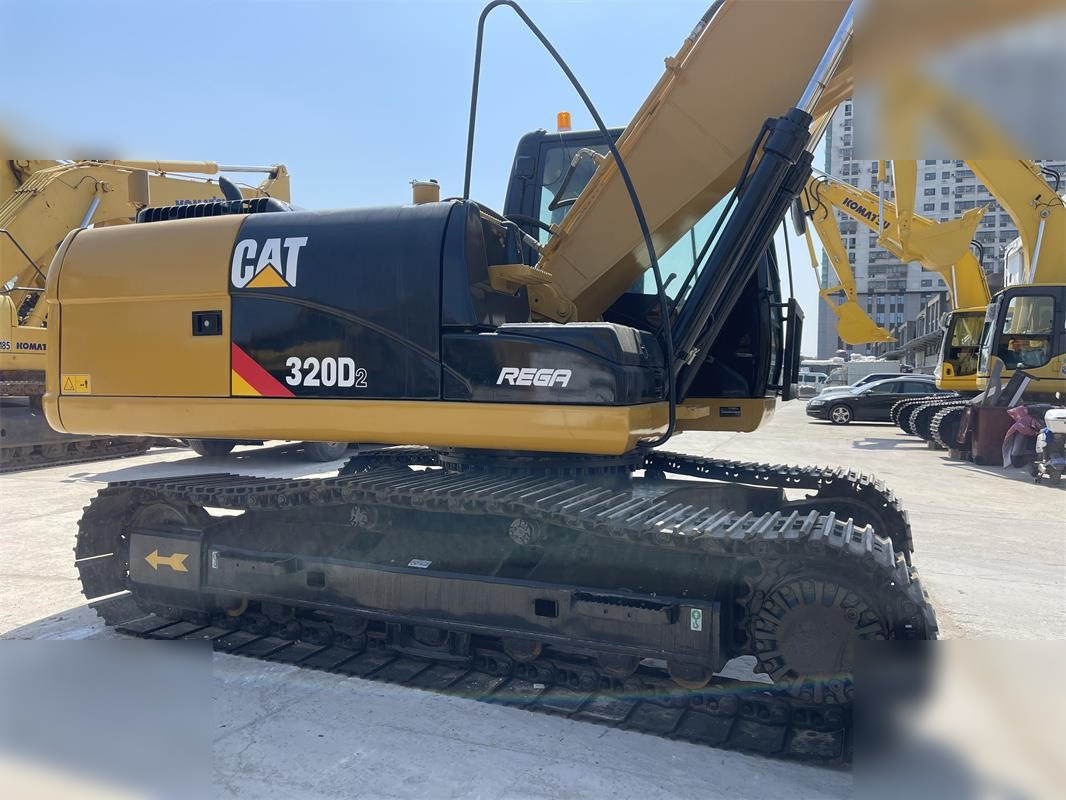 Гусеничный экскаватор CATERPILLAR 320D2: фото 8