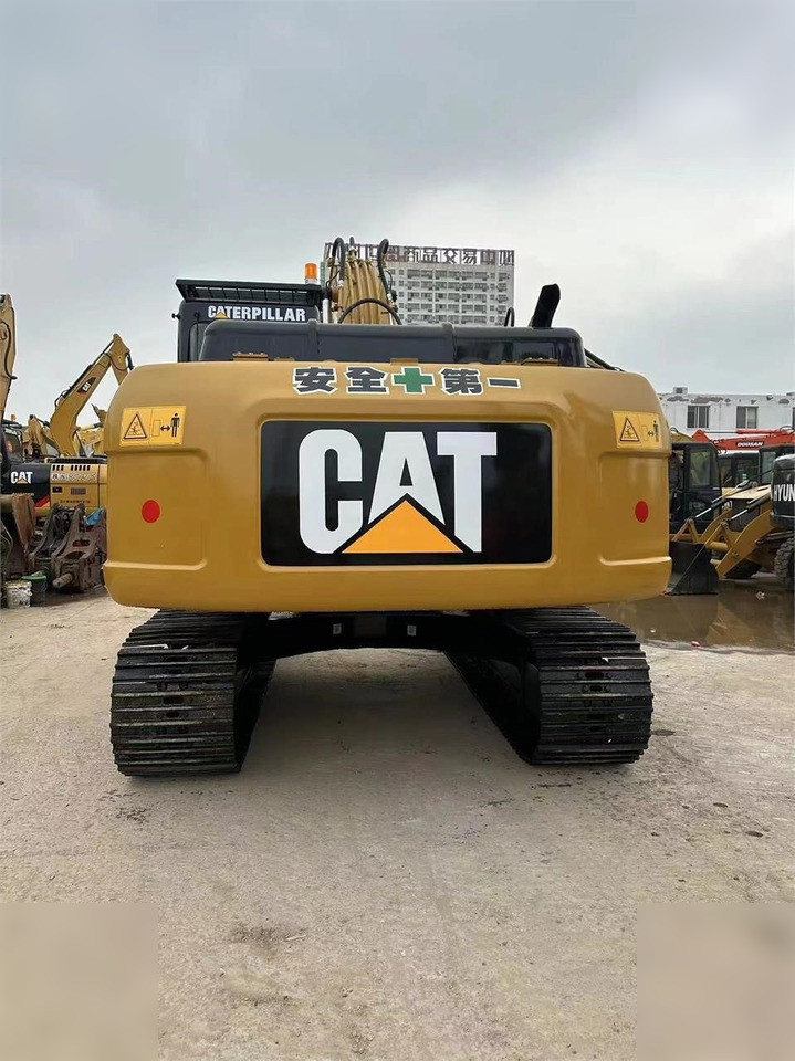 CATERPILLAR 320D2 - Гусеничный экскаватор: фото 4 CATERPILLAR 320D2 - Гусеничный экскаватор: фото 4