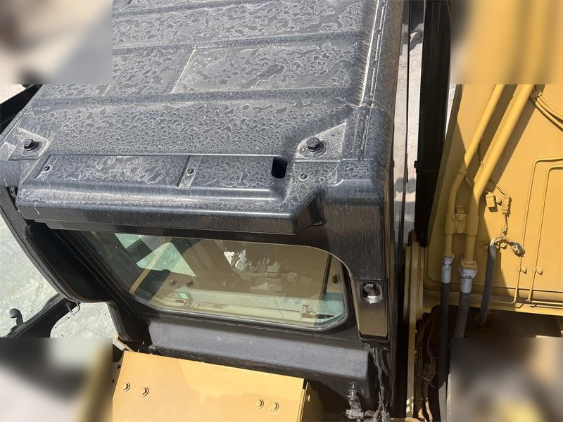 CATERPILLAR 323 - Гусеничный экскаватор: фото 5 CATERPILLAR 323 - Гусеничный экскаватор: фото 5