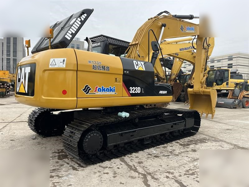 CATERPILLAR 323DL - Гусеничный экскаватор: фото 3 CATERPILLAR 323DL - Гусеничный экскаватор: фото 3