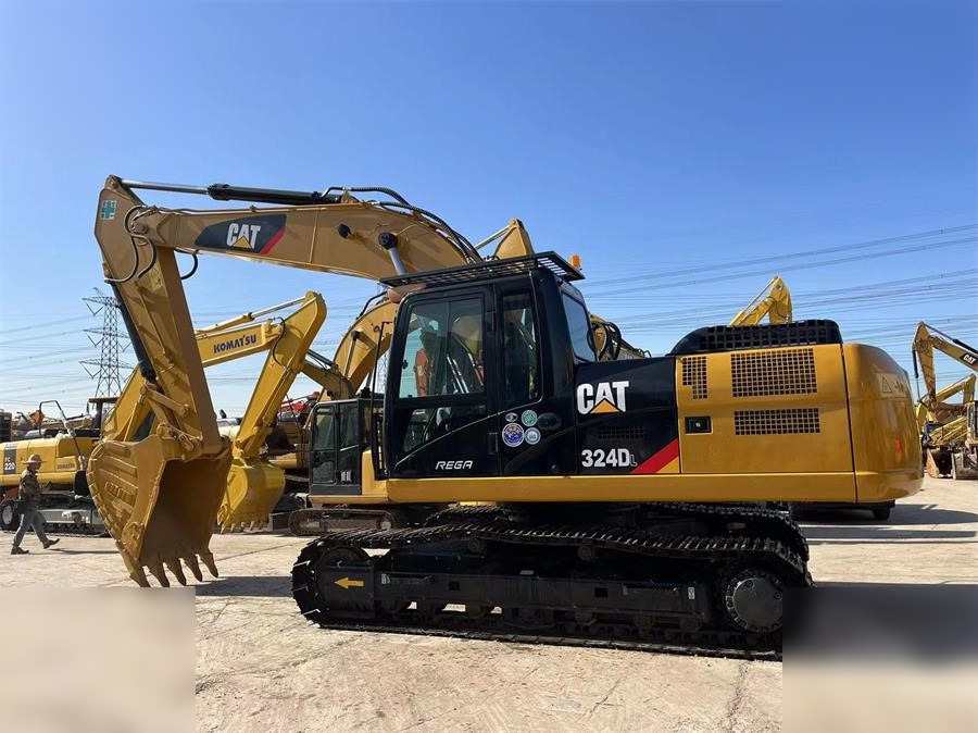 CATERPILLAR 324DL - Гусеничный экскаватор: фото 1 CATERPILLAR 324DL - Гусеничный экскаватор: фото 1
