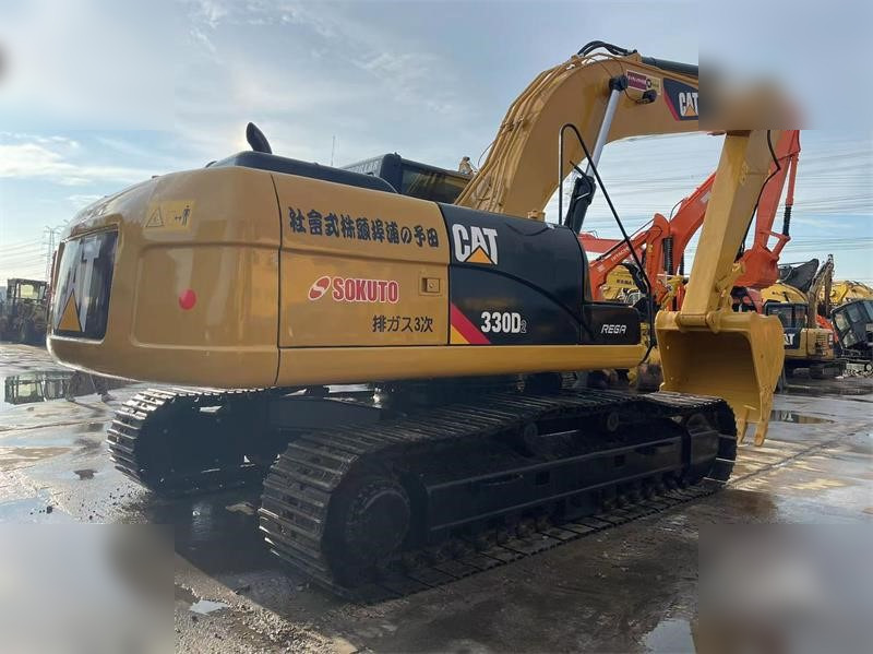 CATERPILLAR 330D - Гусеничный экскаватор: фото 3 CATERPILLAR 330D - Гусеничный экскаватор: фото 3