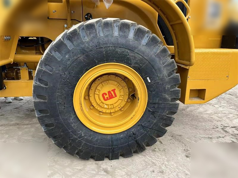 Колёсный погрузчик CATERPILLAR 966H: фото 7