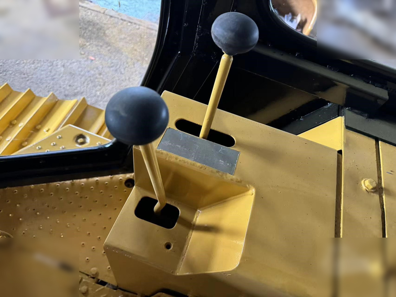 CATERPILLAR D4C - Бульдозер: фото 5 CATERPILLAR D4C - Бульдозер: фото 5