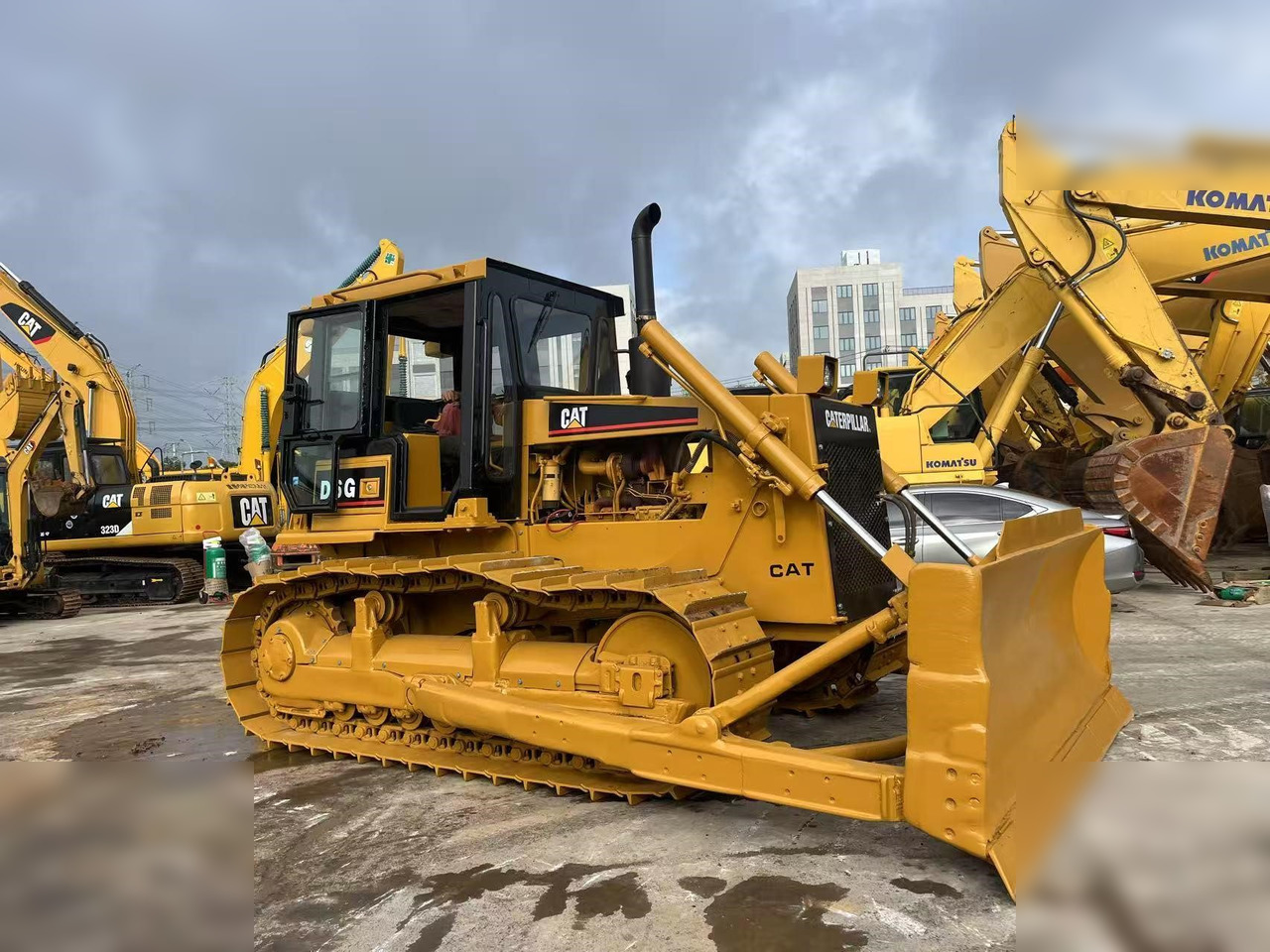 CATERPILLAR D6G - Бульдозер: фото 2 CATERPILLAR D6G - Бульдозер: фото 2