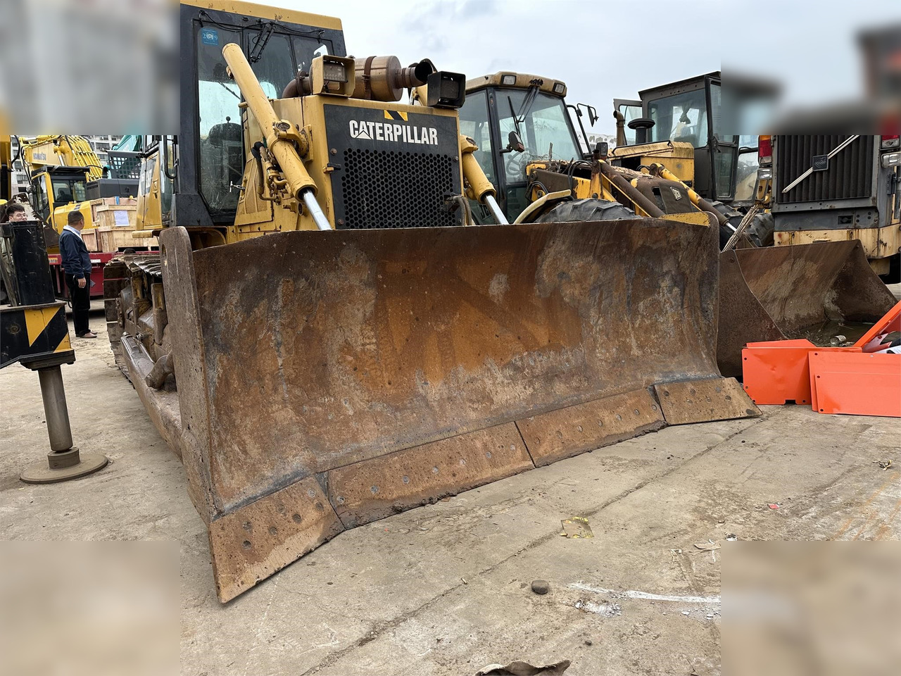 CATERPILLAR D6G2 XL - Бульдозер: фото 3 CATERPILLAR D6G2 XL - Бульдозер: фото 3