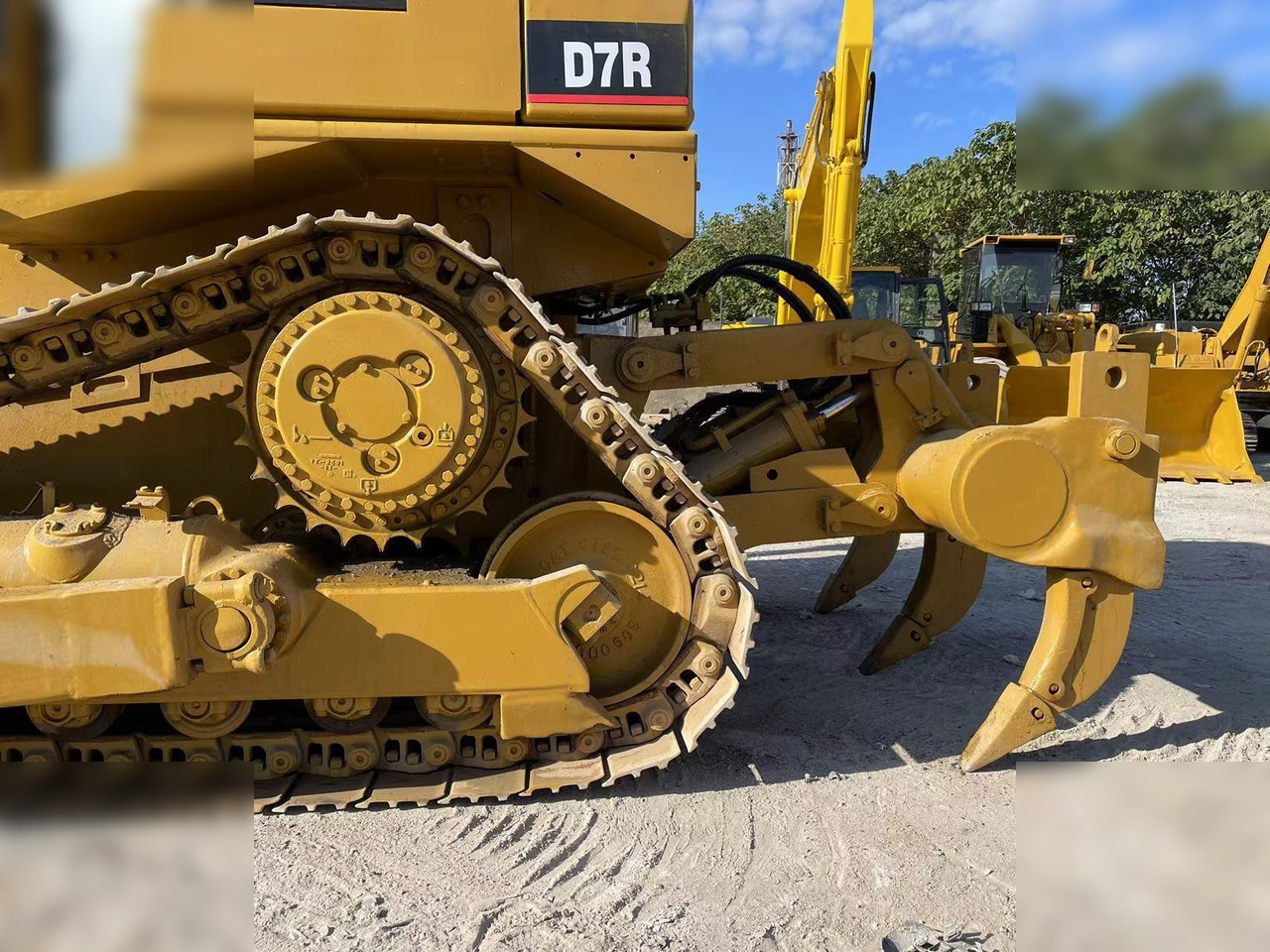 CATERPILLAR D7R II - Бульдозер: фото 4 CATERPILLAR D7R II - Бульдозер: фото 4