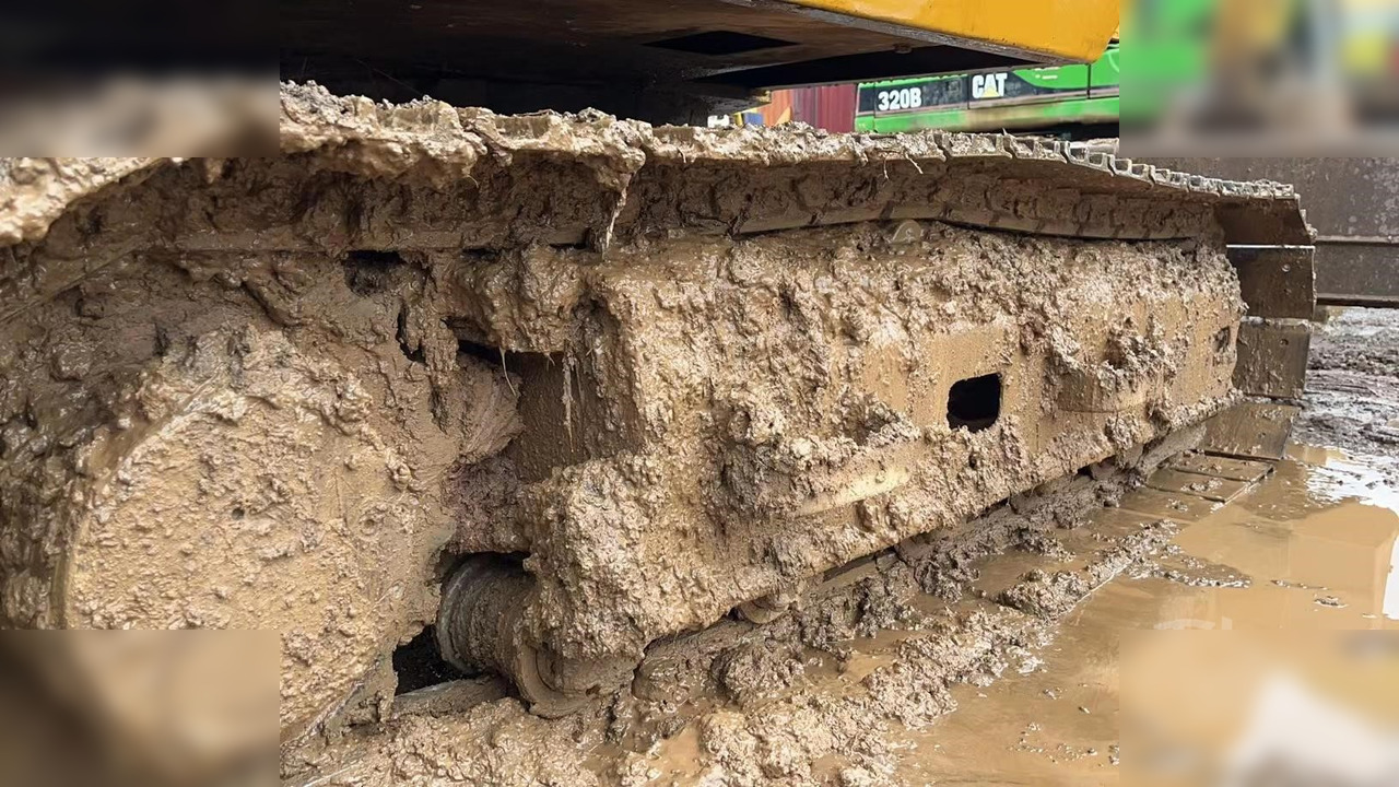CATERPILLAR E70B - Гусеничный экскаватор: фото 4 CATERPILLAR E70B - Гусеничный экскаватор: фото 4