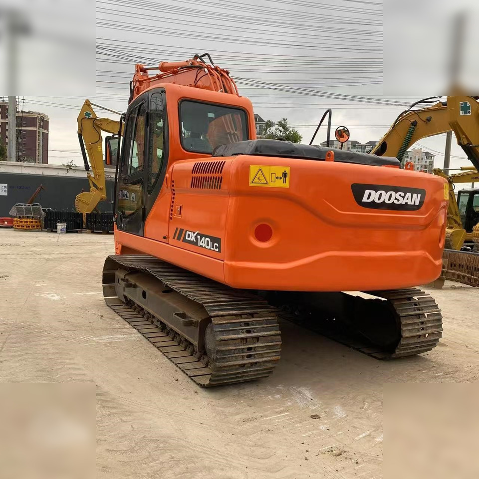 DOOSAN DX140 LC - Гусеничный экскаватор: фото 2 DOOSAN DX140 LC - Гусеничный экскаватор: фото 2
