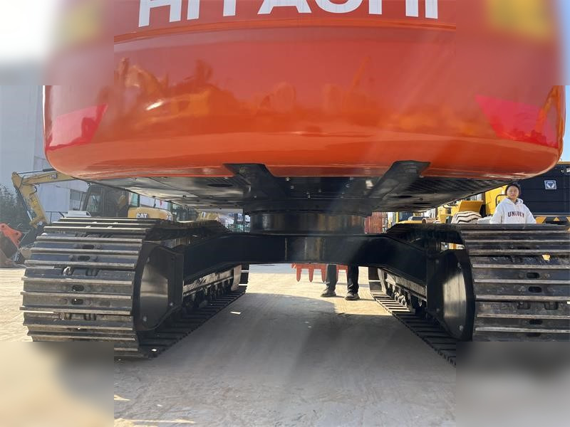 HITACHI ZX120 - Гусеничный экскаватор: фото 5 HITACHI ZX120 - Гусеничный экскаватор: фото 5