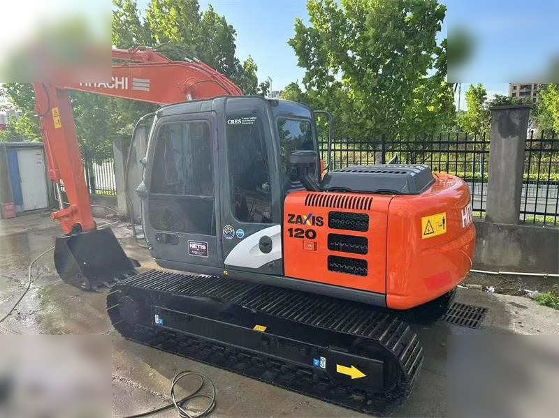 HITACHI ZX120 - Гусеничный экскаватор: фото 1 HITACHI ZX120 - Гусеничный экскаватор: фото 1