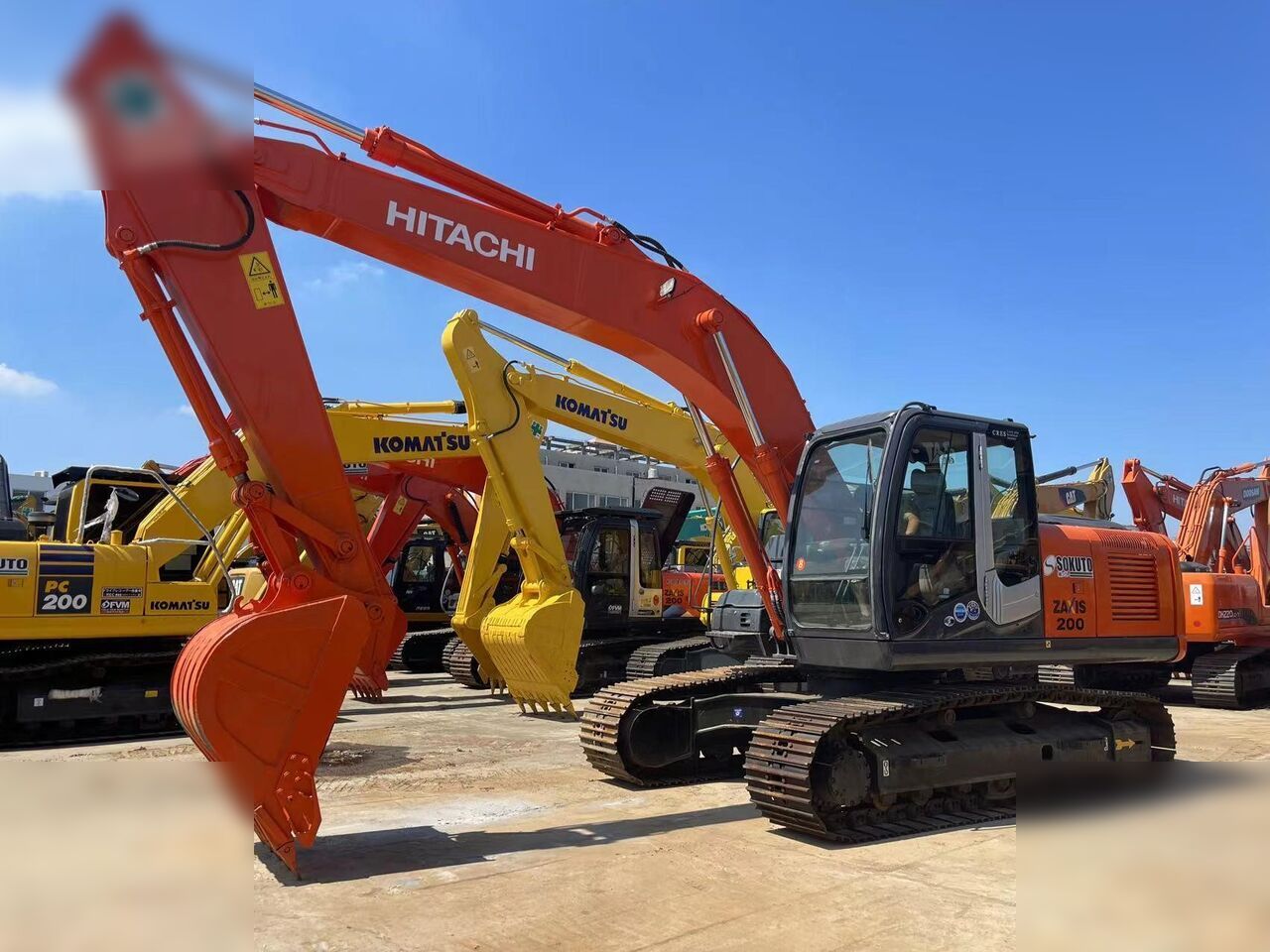 HITACHI ZX200-3G - Гусеничный экскаватор: фото 1 HITACHI ZX200-3G - Гусеничный экскаватор: фото 1