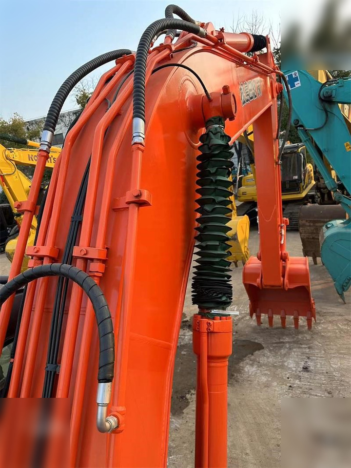 Гусеничный экскаватор HITACHI ZX200: фото 8