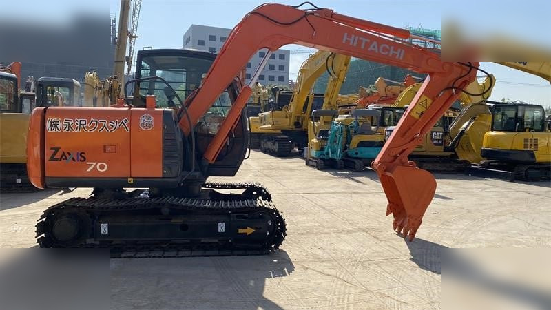 HITACHI ZX70 - Гусеничный экскаватор: фото 1 HITACHI ZX70 - Гусеничный экскаватор: фото 1