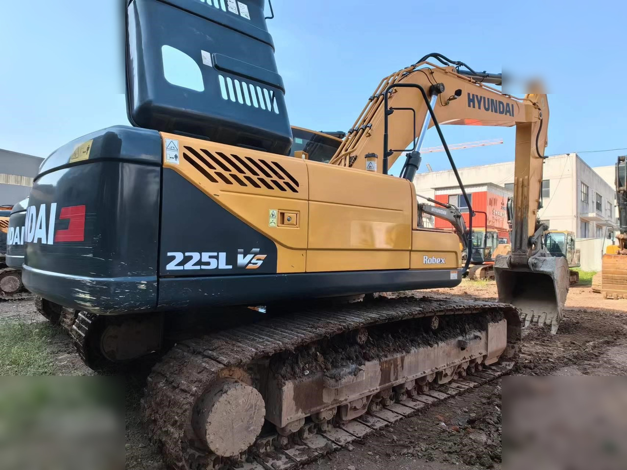 HYUNDAI 225LC-9 - Гусеничный экскаватор: фото 2 HYUNDAI 225LC-9 - Гусеничный экскаватор: фото 2
