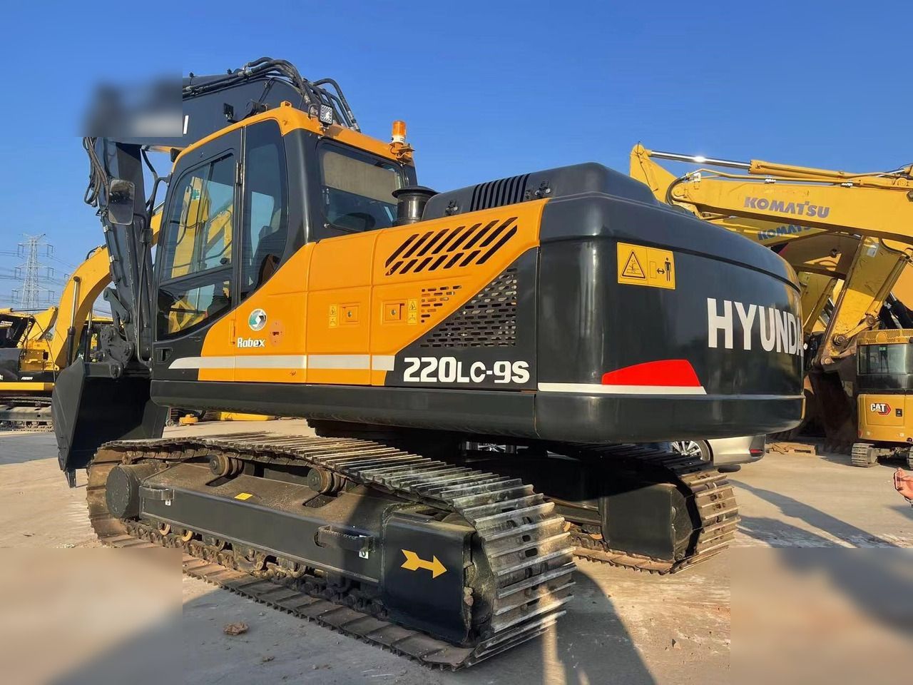 HYUNDAI ROBEX 220 LC-9S - Гусеничный экскаватор: фото 3 HYUNDAI ROBEX 220 LC-9S - Гусеничный экскаватор: фото 3