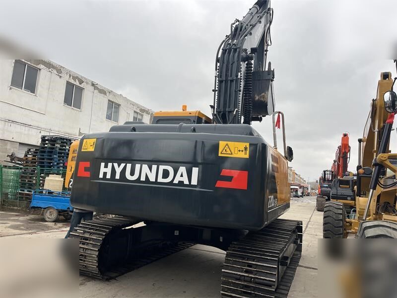 HYUNDAI ROBEX 220 LC-9S - Гусеничный экскаватор: фото 2 HYUNDAI ROBEX 220 LC-9S - Гусеничный экскаватор: фото 2