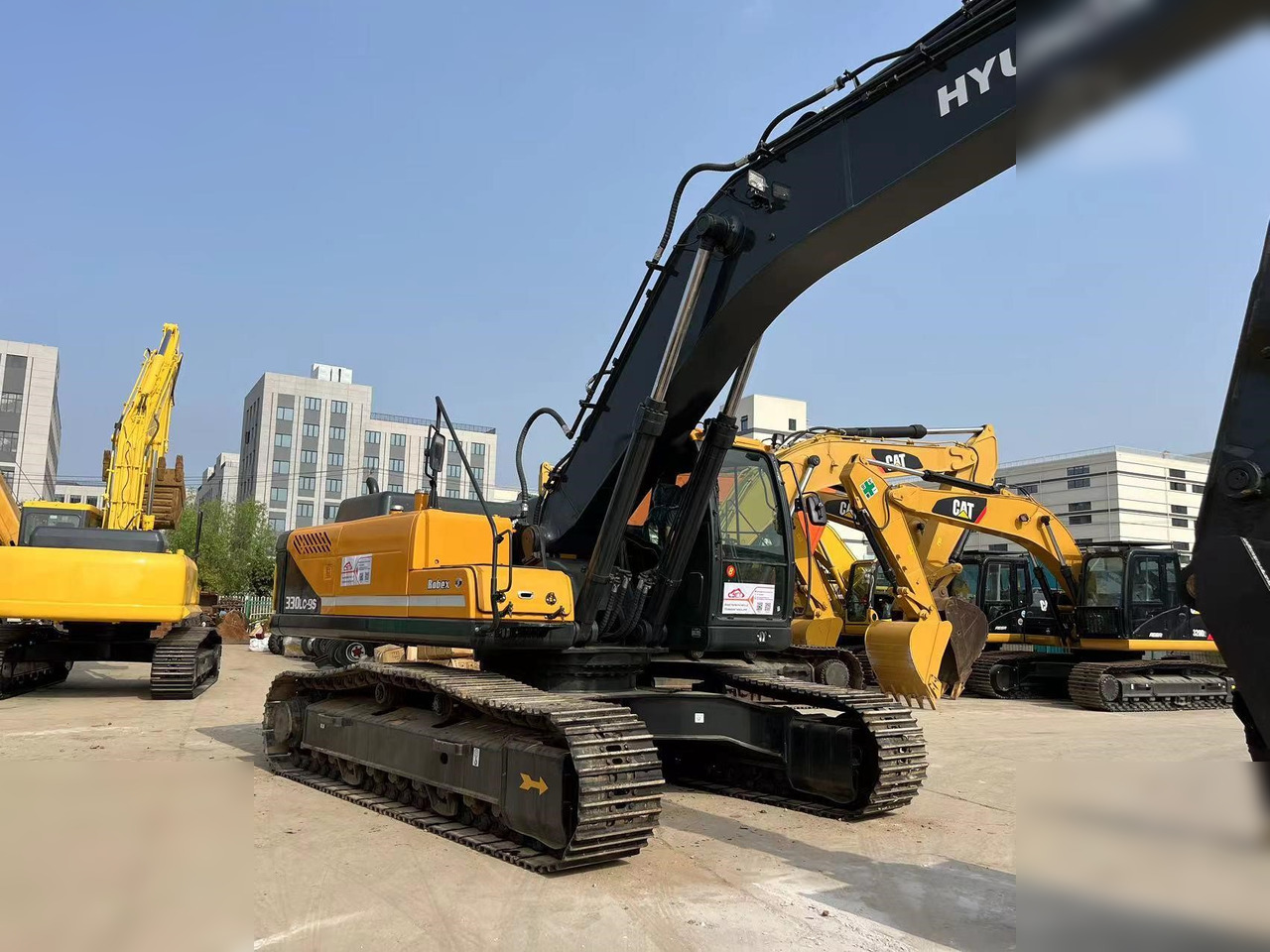 HYUNDAI ROBEX 330 LC-9S - Гусеничный экскаватор: фото 4 HYUNDAI ROBEX 330 LC-9S - Гусеничный экскаватор: фото 4