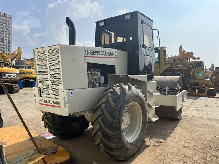 INGERSOLL-RAND SD100 - Каток: фото 3 INGERSOLL-RAND SD100 - Каток: фото 3