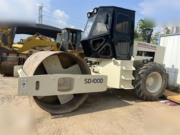 INGERSOLL-RAND SD100 - Каток: фото 4 INGERSOLL-RAND SD100 - Каток: фото 4