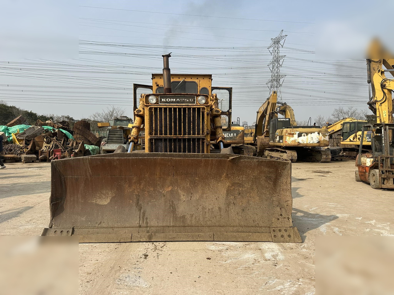 KOMATSU D85-18 - Бульдозер: фото 3 KOMATSU D85-18 - Бульдозер: фото 3