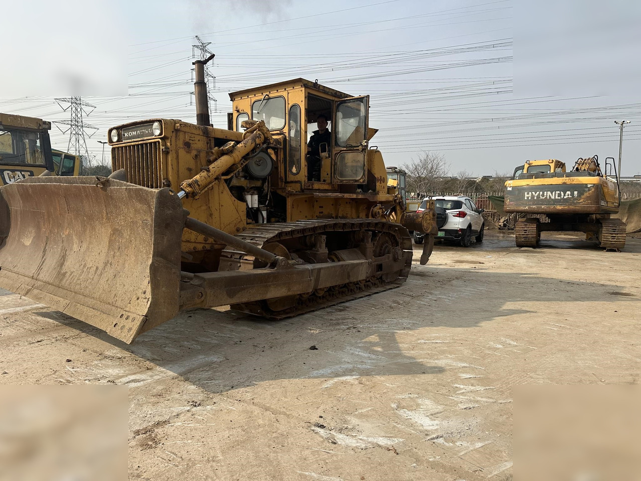 KOMATSU D85-18 - Бульдозер: фото 4 KOMATSU D85-18 - Бульдозер: фото 4