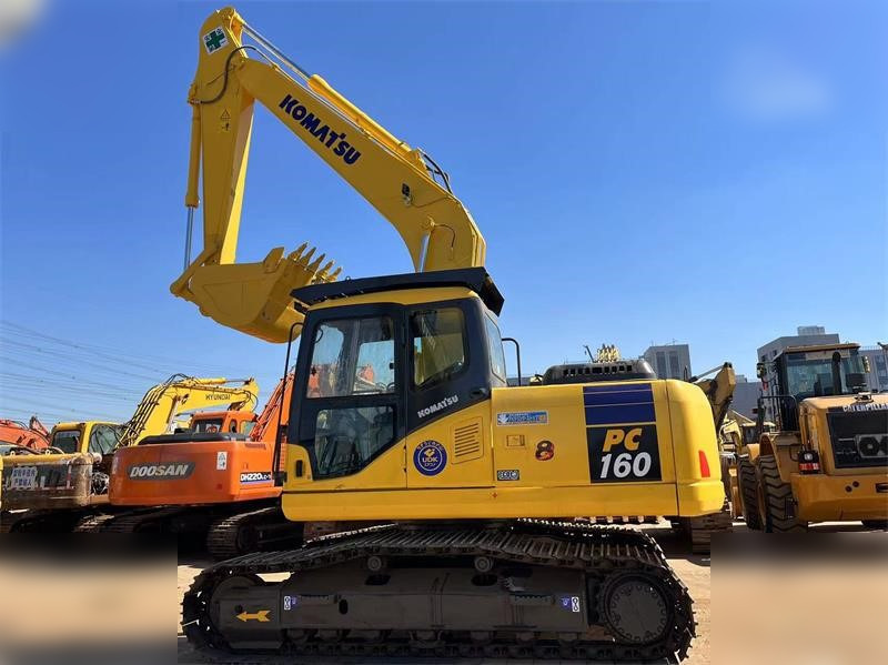KOMATSU PC160 LC-7 - Гусеничный экскаватор: фото 1 KOMATSU PC160 LC-7 - Гусеничный экскаватор: фото 1
