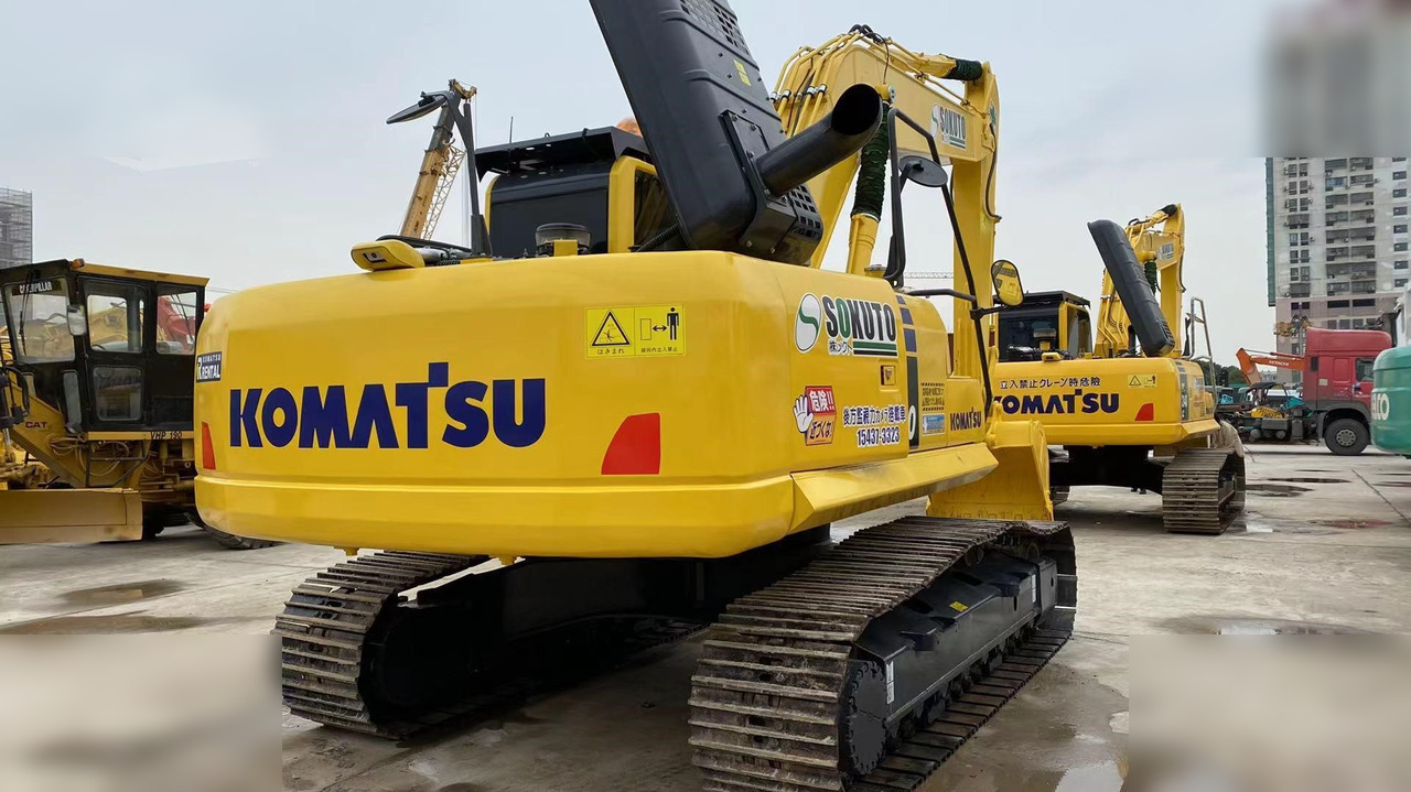KOMATSU PC220-8 - Гусеничный экскаватор: фото 3 KOMATSU PC220-8 - Гусеничный экскаватор: фото 3