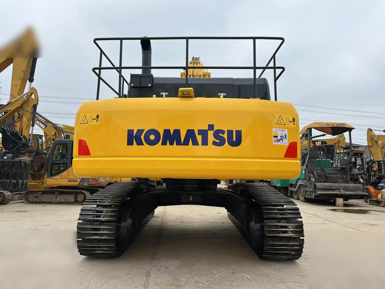 KOMATSU PC450 - Гусеничный экскаватор: фото 4 KOMATSU PC450 - Гусеничный экскаватор: фото 4