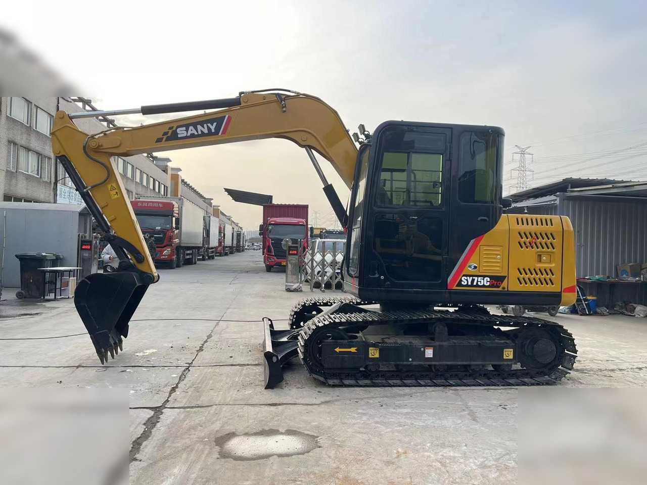 SANY SY75C - Гусеничный экскаватор: фото 1 SANY SY75C - Гусеничный экскаватор: фото 1