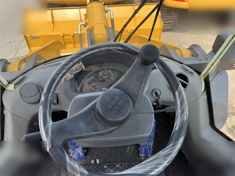 Колёсный погрузчик SDLG L958F: фото 7 Колёсный погрузчик SDLG L958F: фото 7