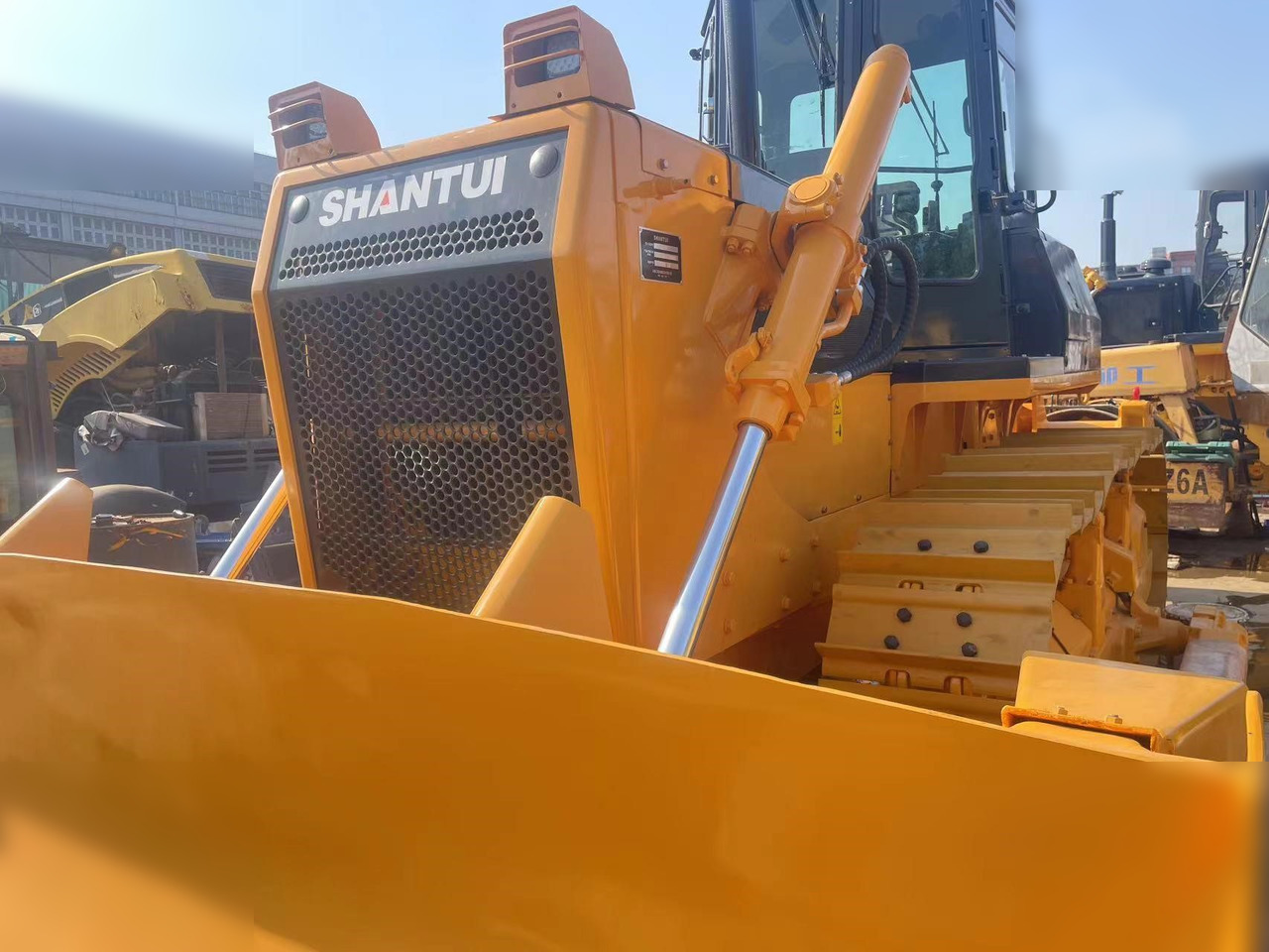 SHANTUI SD16 - Бульдозер: фото 5 SHANTUI SD16 - Бульдозер: фото 5
