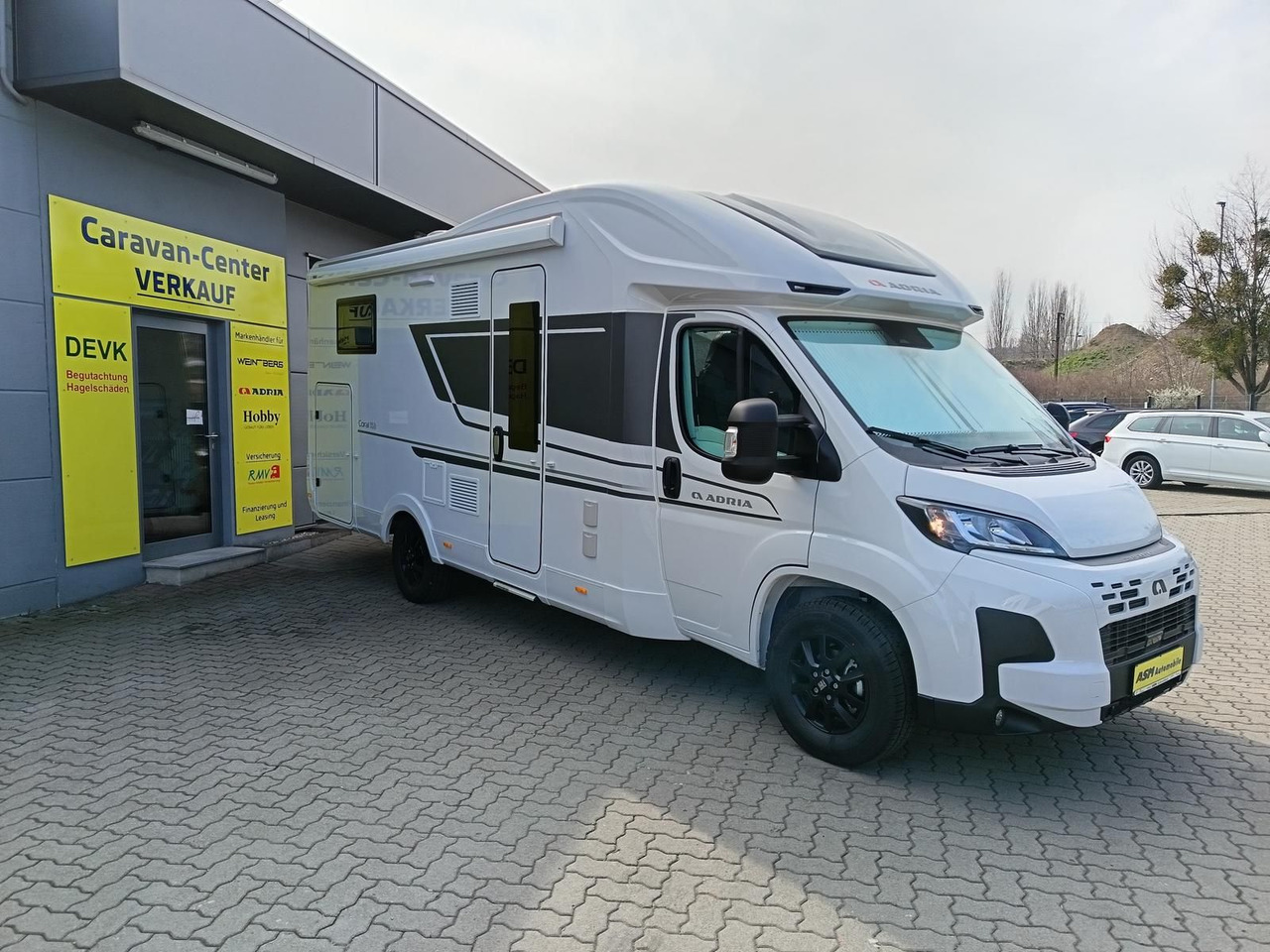 Adria Coral ALL-IN 650 DL*LUFTFEDERUNG HA*SOLAR*SOFORT - Полуинтегрированный автодом: фото 2 Adria Coral ALL-IN 650 DL*LUFTFEDERUNG HA*SOLAR*SOFORT - Полуинтегрированный автодом: фото 2