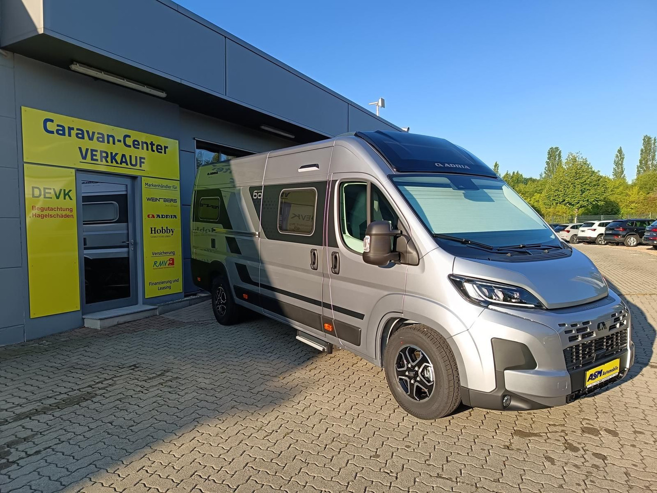 Adria Twin "60Y" 640 SLB*180 PS*4,25t MAXI*COMBI D 6E* - Кастенваген: фото 2 Adria Twin "60Y" 640 SLB*180 PS*4,25t MAXI*COMBI D 6E* - Кастенваген: фото 2