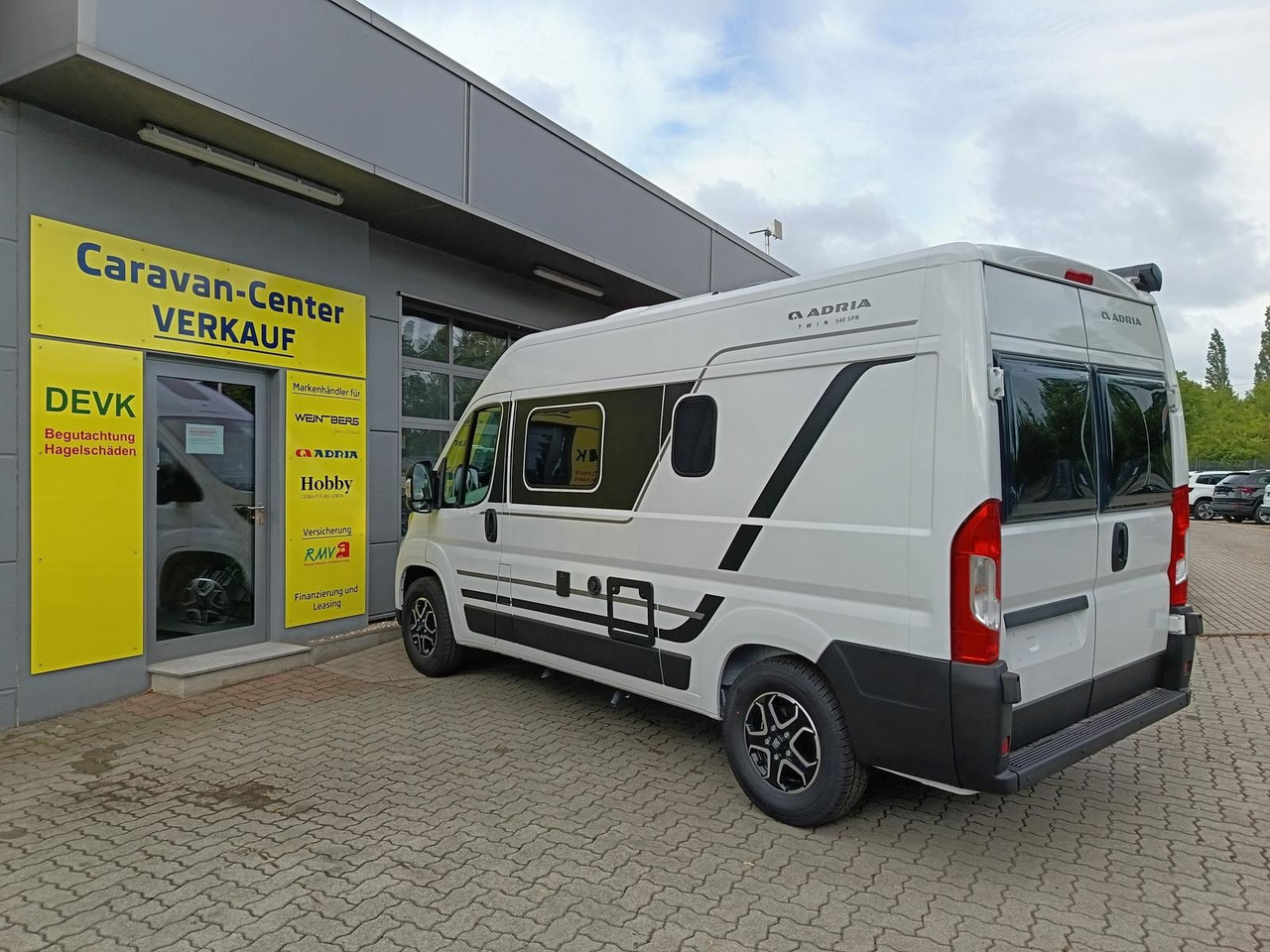 Adria Twin ALL-IN 540 SP*AUTOMATIK*SAFETY*STYLE*SOFORT - Кастенваген: фото 5 Adria Twin ALL-IN 540 SP*AUTOMATIK*SAFETY*STYLE*SOFORT - Кастенваген: фото 5