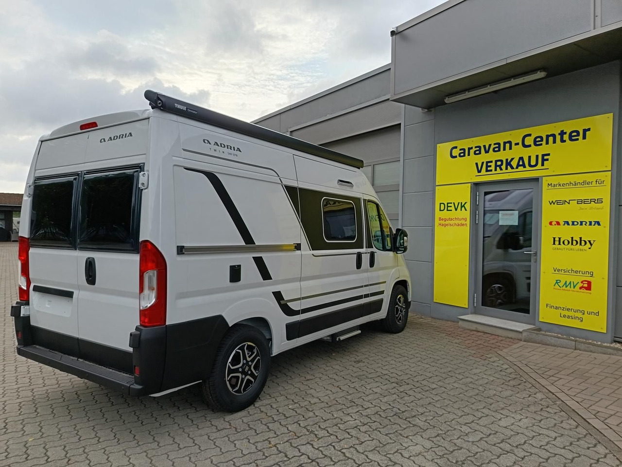 Adria Twin ALL-IN 540 SP*AUTOMATIK*SAFETY*STYLE*SOFORT - Кастенваген: фото 4 Adria Twin ALL-IN 540 SP*AUTOMATIK*SAFETY*STYLE*SOFORT - Кастенваген: фото 4