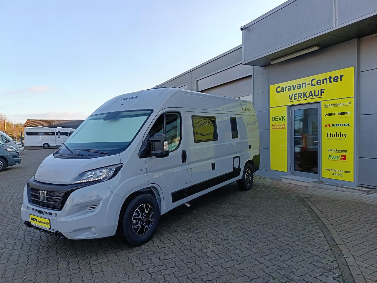 Clever Celebration 600 MJ24*AHK*MARKISE*ACC*R-KAM*RADIO - Кастенваген: фото 4 Clever Celebration 600 MJ24*AHK*MARKISE*ACC*R-KAM*RADIO - Кастенваген: фото 4