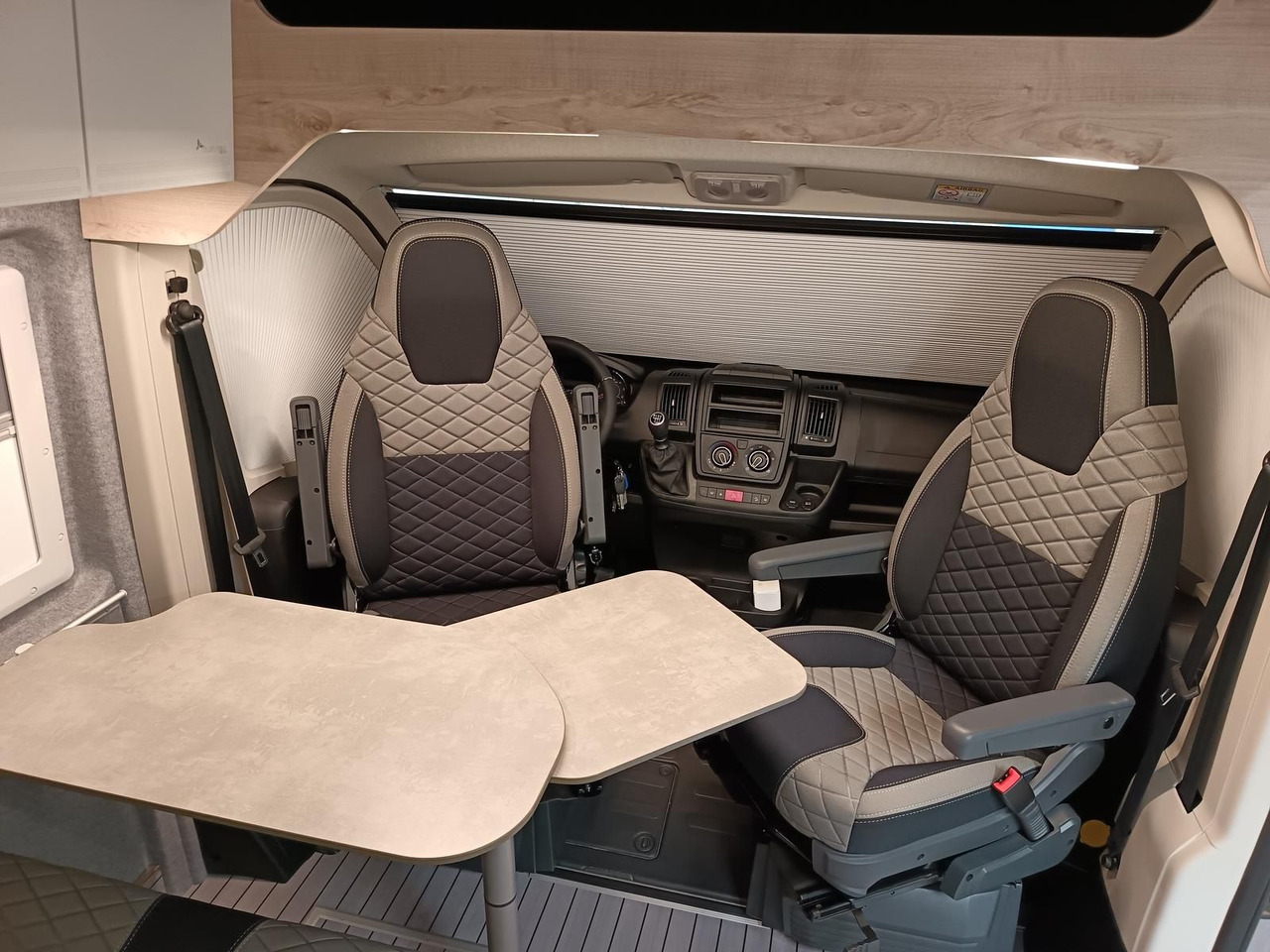 Кастенваген Clever Runner 636 2,2 165PS MJ2024*TRUMA C6 D + E*SHZ*: фото 17