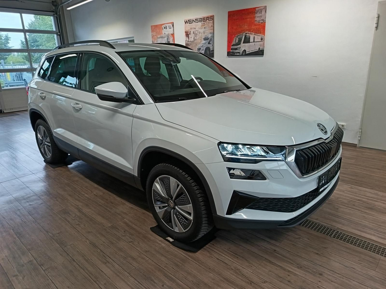 Skoda Karoq Style 1,5TSI DSG*AHK-VORBER*NAVI*LED*R-KAM - Внедорожник: фото 3 Skoda Karoq Style 1,5TSI DSG*AHK-VORBER*NAVI*LED*R-KAM - Внедорожник: фото 3