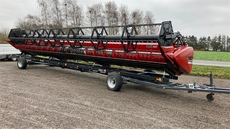 Case IH Axial Flow 8240 - Зерноуборочный комбайн: фото 5 Case IH Axial Flow 8240 - Зерноуборочный комбайн: фото 5