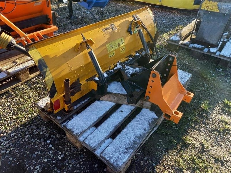 GMR FS1300L Med Stiga Titan ophæng - Отвал для снега для Сельскохозяйственной техники: фото 5 GMR FS1300L Med Stiga Titan ophæng - Отвал для снега для Сельскохозяйственной техники: фото 5