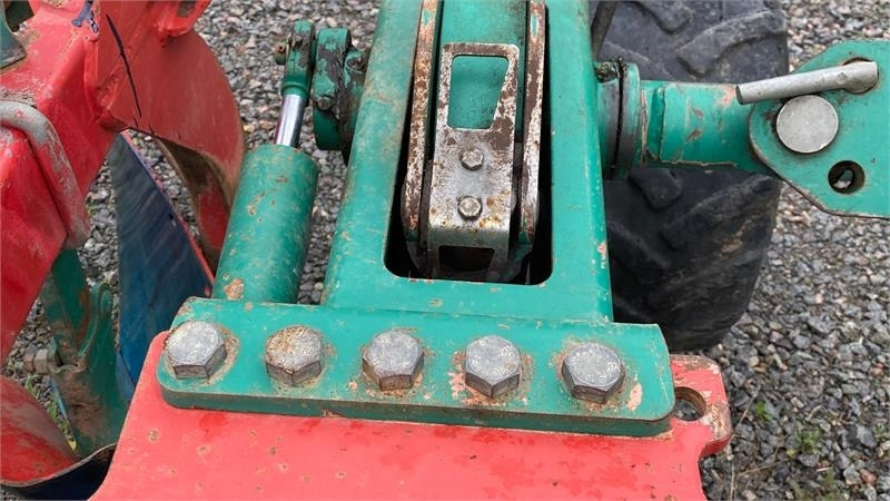 Kverneland EG 100-300-28 - Плуг: фото 5 Kverneland EG 100-300-28 - Плуг: фото 5