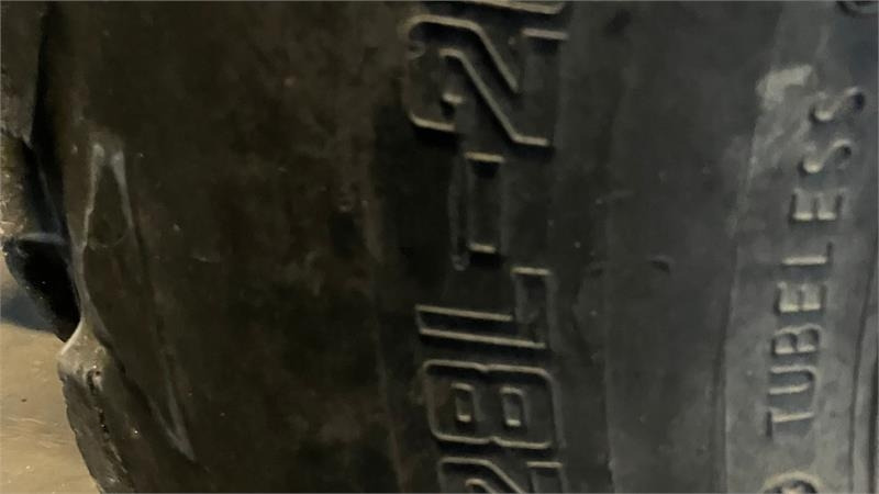 New Holland BB9090 Plus - Пресс-подборщик тюковый: фото 4 New Holland BB9090 Plus - Пресс-подборщик тюковый: фото 4