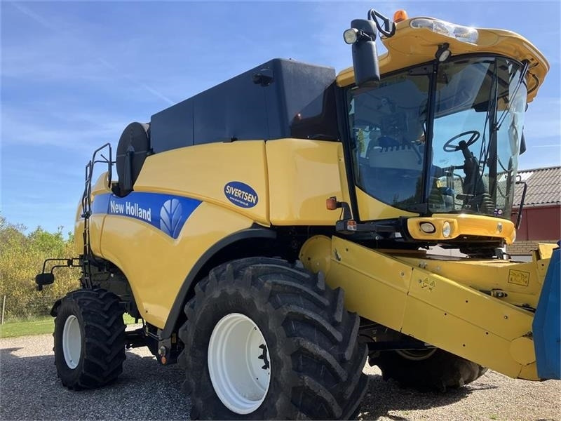 New Holland CX 8080 SLH - Зерноуборочный комбайн: фото 2 New Holland CX 8080 SLH - Зерноуборочный комбайн: фото 2