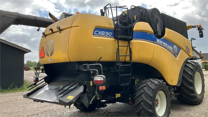 New Holland CX8.90 SLH  - Зерноуборочный комбайн: фото 4 New Holland CX8.90 SLH  - Зерноуборочный комбайн: фото 4