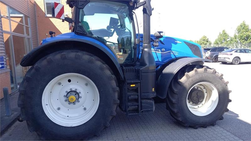 New Holland T7.315 HD - Трактор: фото 3 New Holland T7.315 HD - Трактор: фото 3