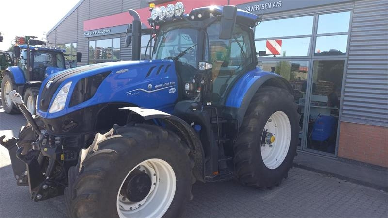 New Holland T7.315 HD - Трактор: фото 1 New Holland T7.315 HD - Трактор: фото 1