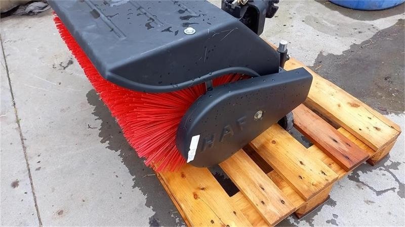 Nibbi 80cm Kost for Mak 4 og 5 - Коммунальный трактор: фото 4 Nibbi 80cm Kost for Mak 4 og 5 - Коммунальный трактор: фото 4